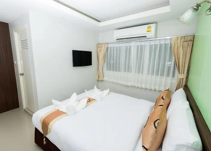 Royal Pratunam Hotel 3*